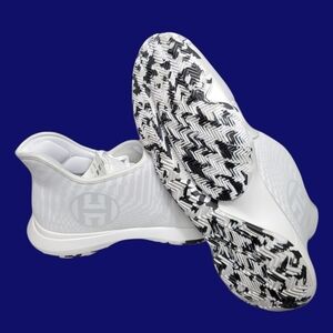 Harden B/E 3 size 13 Basketball shoe